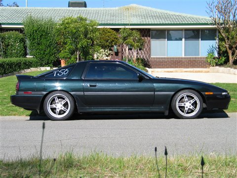 Photograph of the JZA70R Supra.