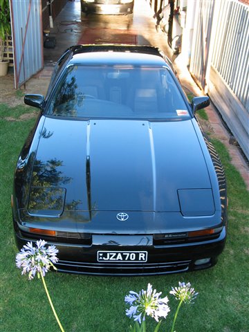 Photograph of the JZA70R Supra.