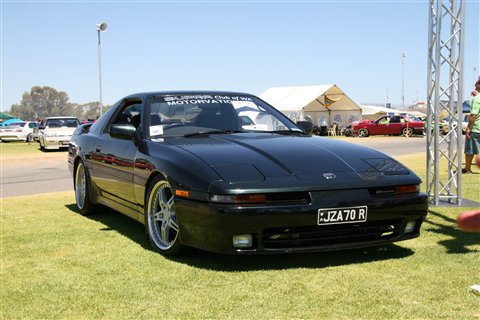 Photograph of the JZA70R Supra.