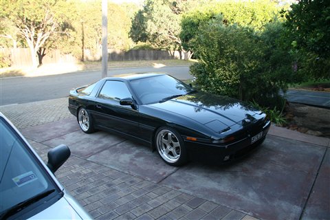 Photograph of the JZA70R Supra.